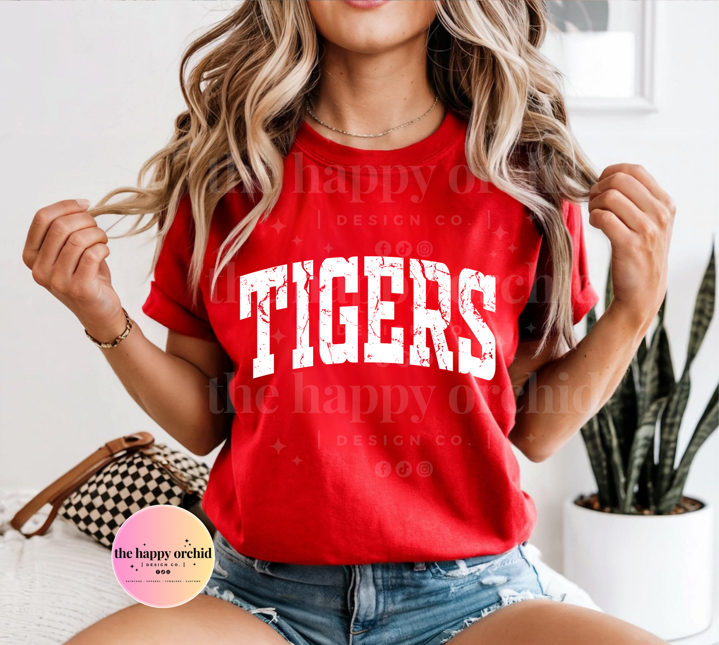 (NEW) TIGERS Distressed Top