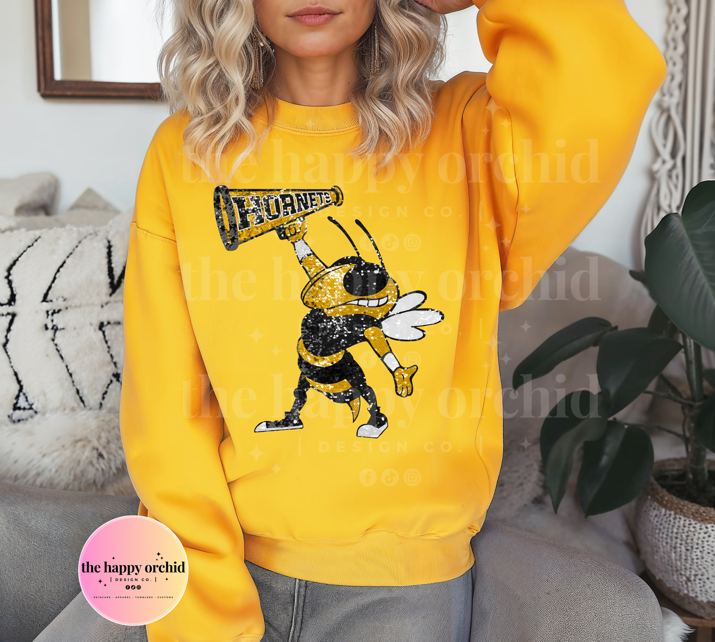 (NEW) HORNETS MASCOT Faux Glitter Top