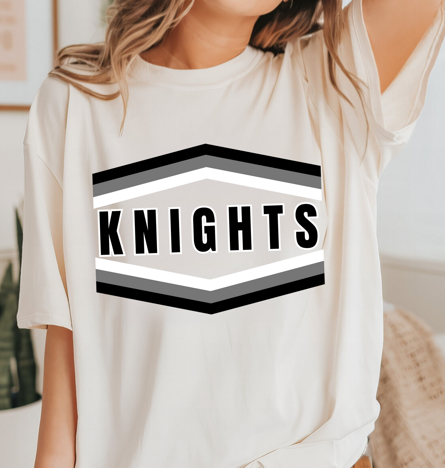 KNIGHTS Arrow block tee