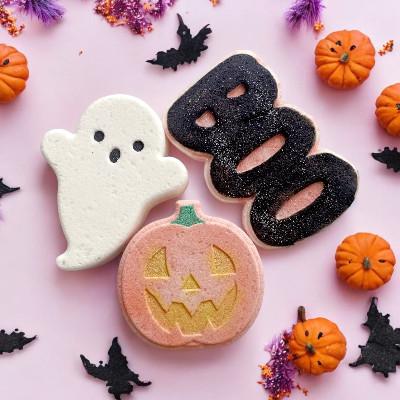 HALLOWEEN BATH BOMBS