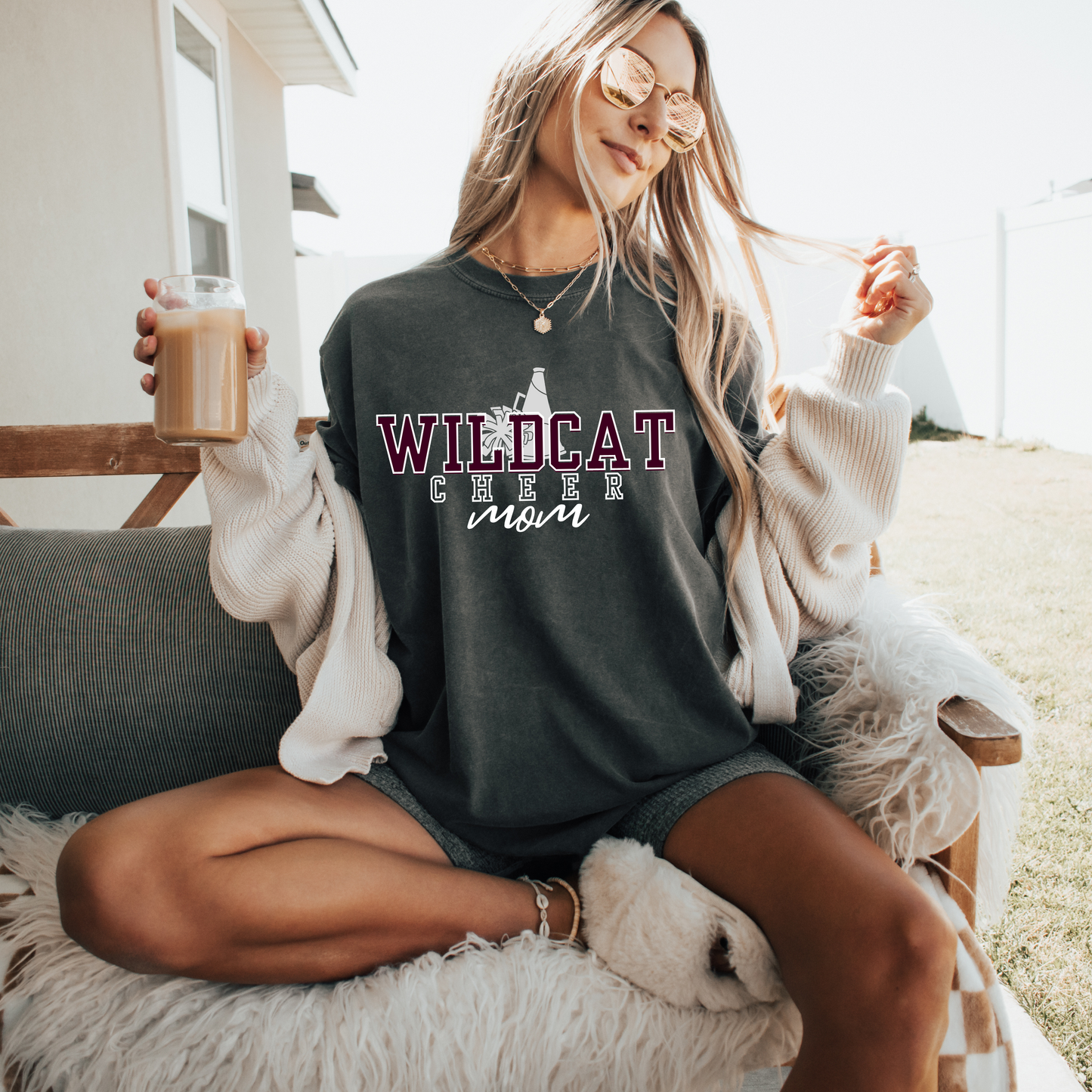 WILDCAT CHEER MOM tee