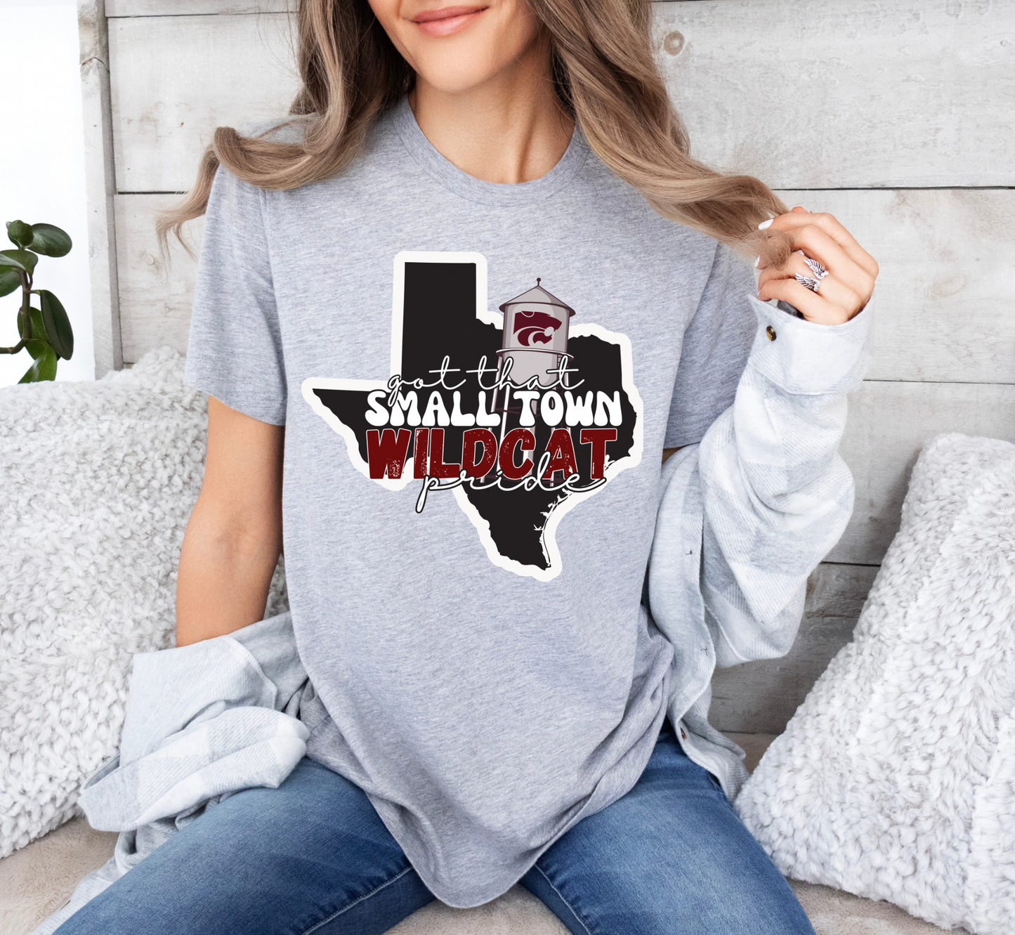 SMALL TOWN WILDCAT PRIDE tee