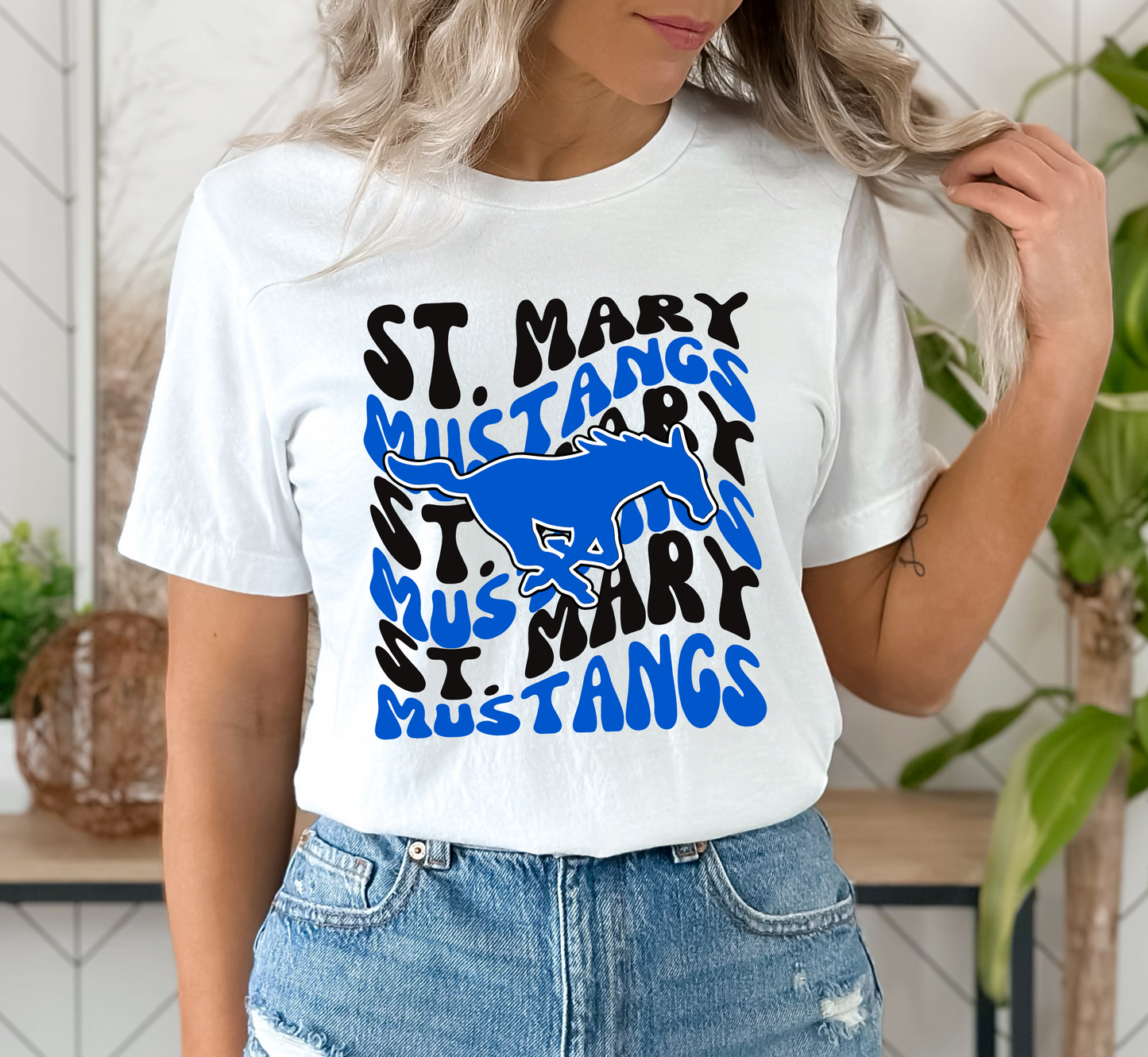 ST. MARY MUSTANGS Retro Wave tee