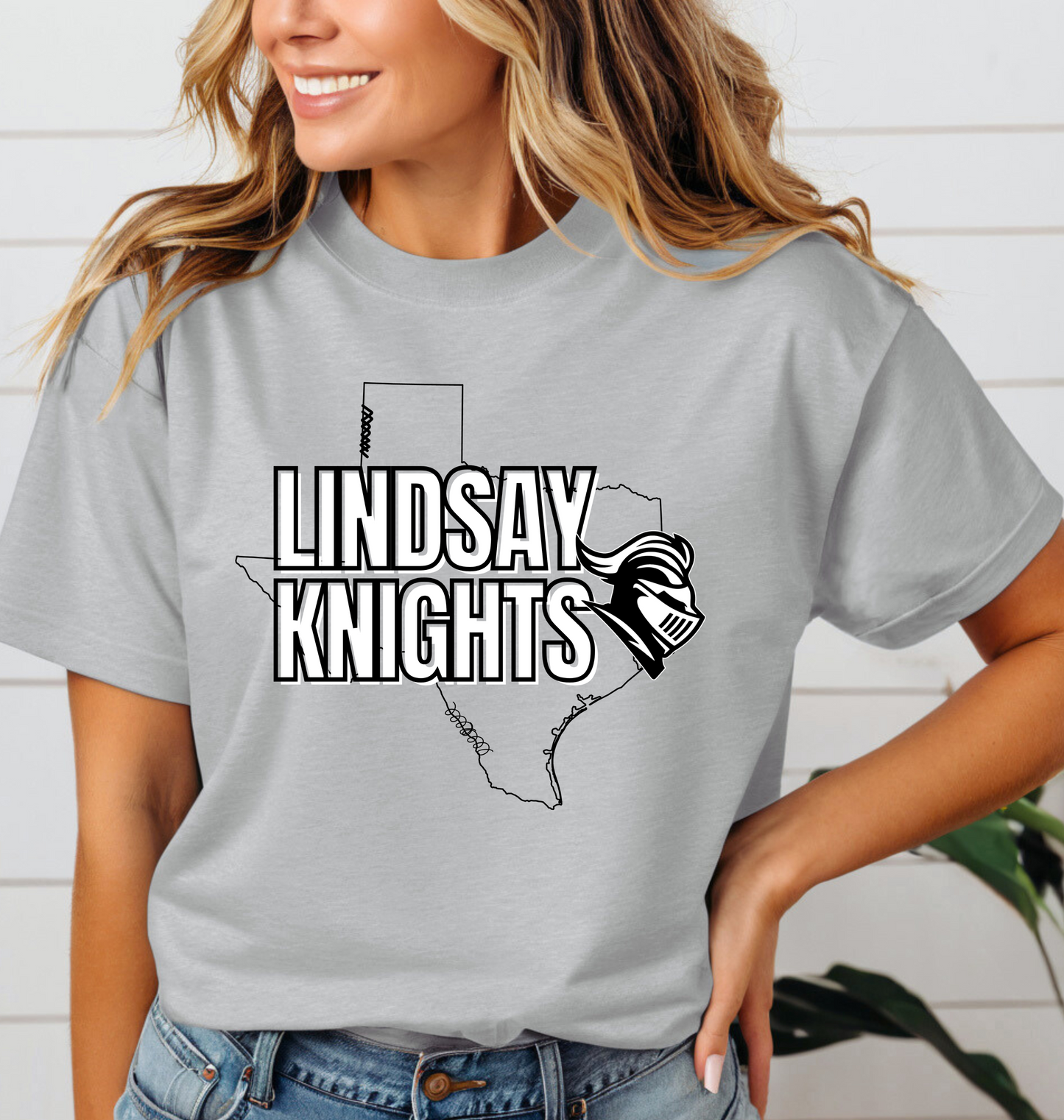 LINDSAY KNIGHTS Vintage tee