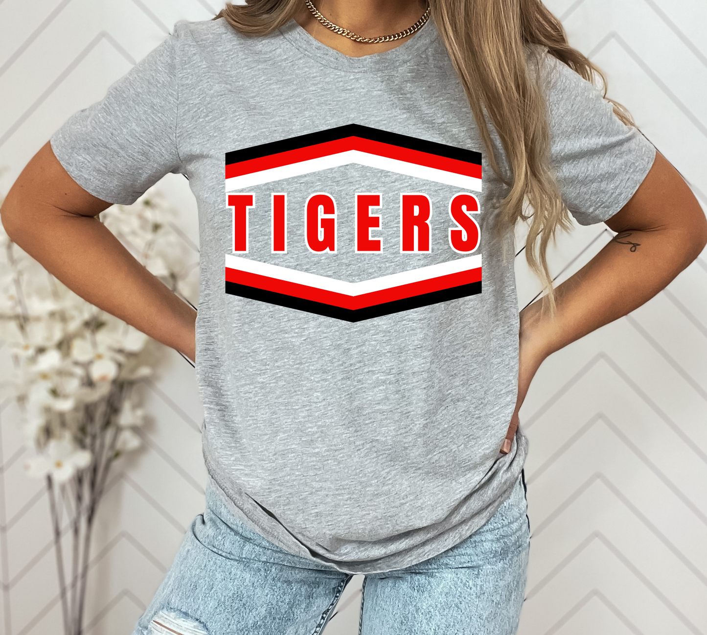 Youth TIGERS Arrow block Top