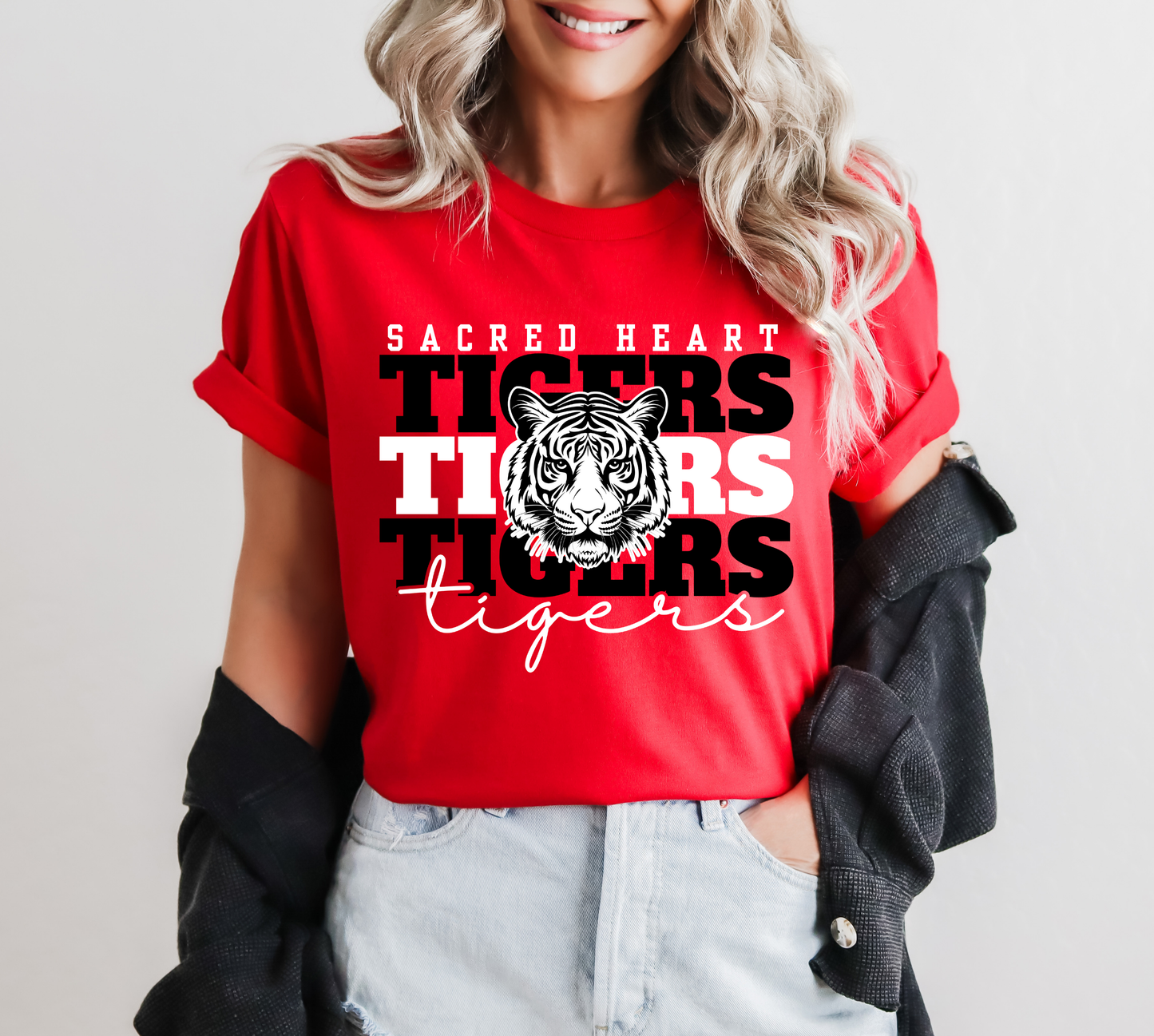 SACRED HEART TIGERS tee