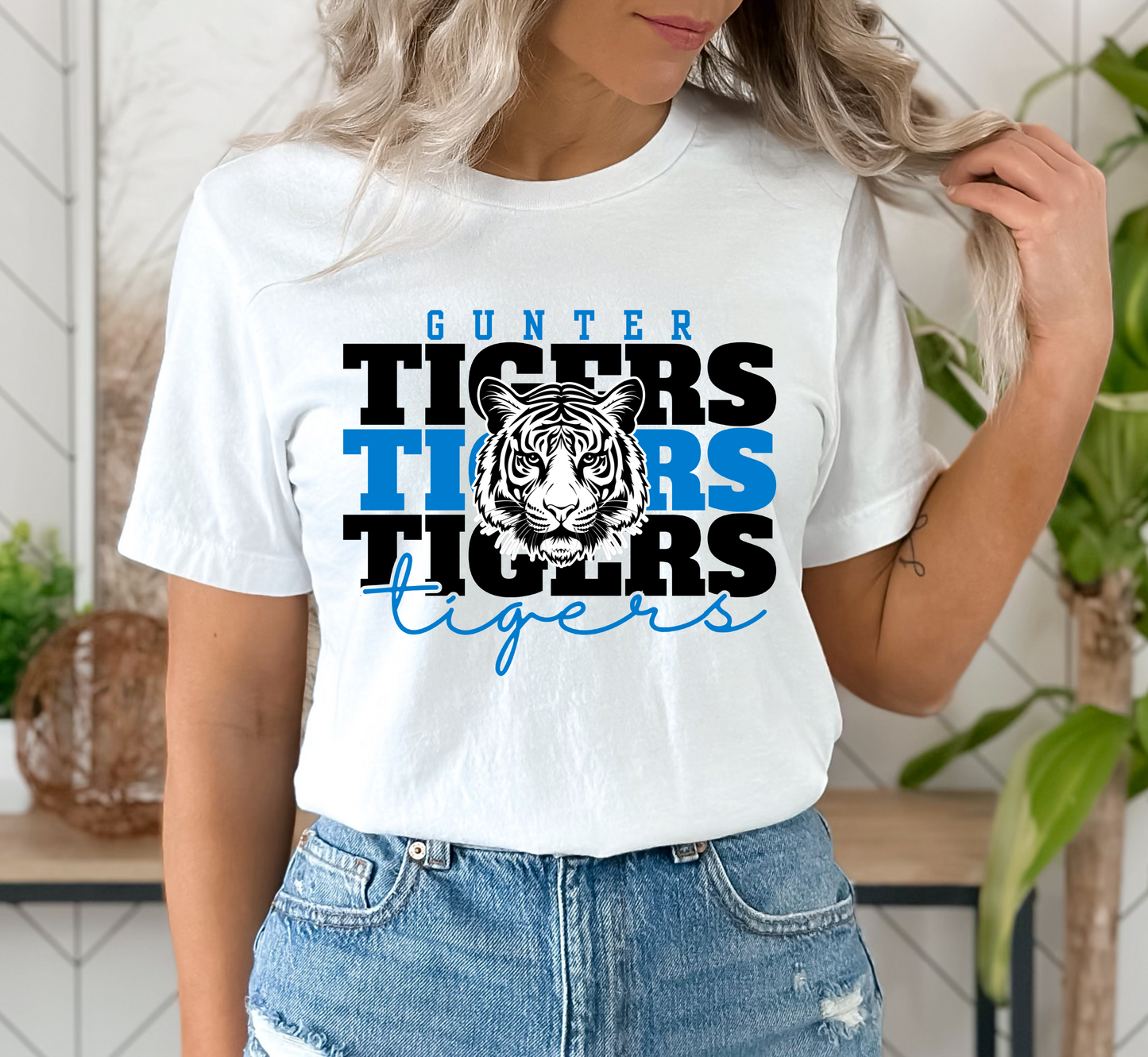 GUNTER TIGERS Stacked tee