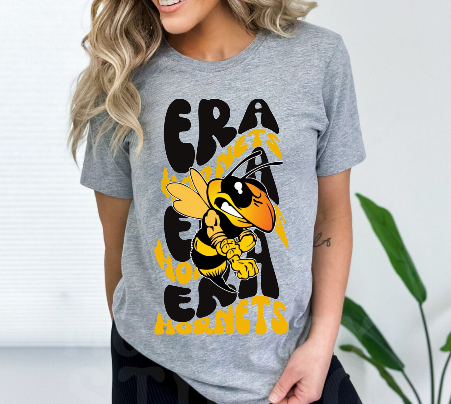 ERA HORNETS Retro Wave tee