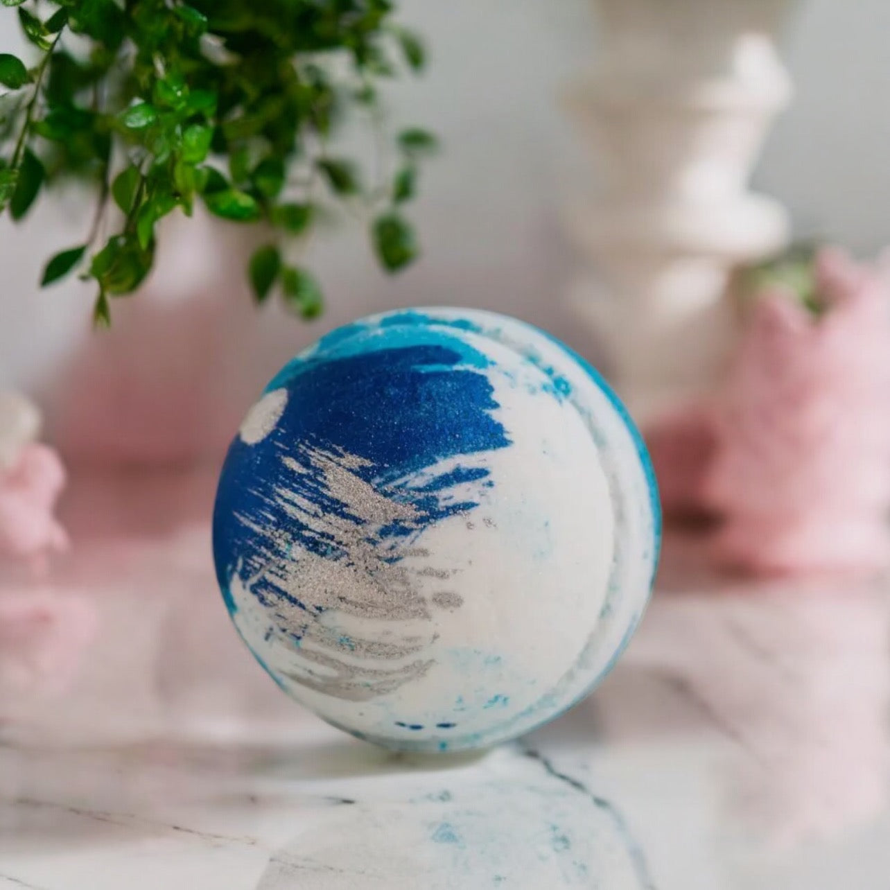 LUXE BATH BOMBS