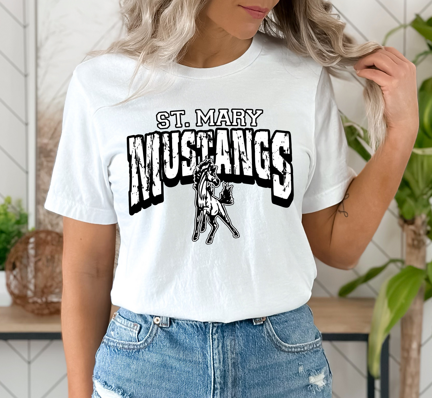 ST. MARY MUSTANGS Grunge tee